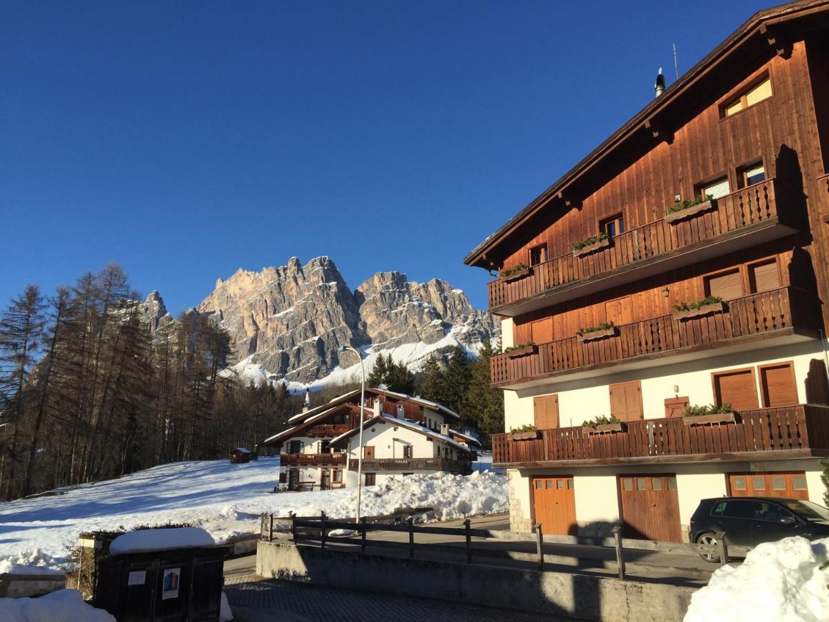 Appartamento Casa Pecol Cortina dʼAmpezzo Esterno foto